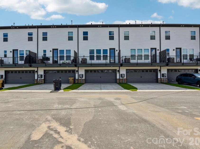 545 Silver Star Boulevard, Indian Trail, NC 28079.  MLS# CAR4373664, YatesRealty ID 32499. 545 Silver Star Boulevard ~ Ready Now