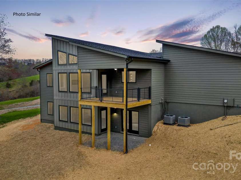 00 Lovebird Lane, Candler, NC 28715.  MLS# CAR4206733, YatesRealty ID 325. 