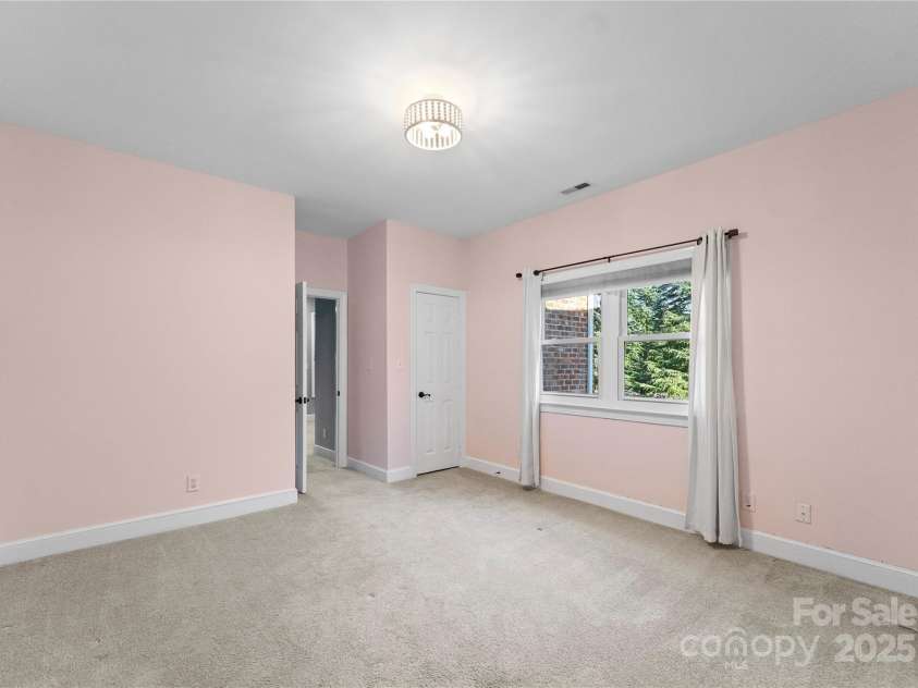 5401 Sunningdale Drive, Charlotte, NC 28277.  MLS# CAR4210451, YatesRealty ID 3250. 2nd Level Bedroom