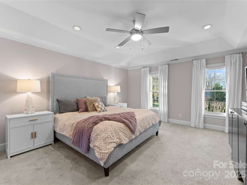 5401 Sunningdale Drive, Charlotte, NC 28277.  MLS# CAR4210451, YatesRealty ID 3250. 2nd Level Primary