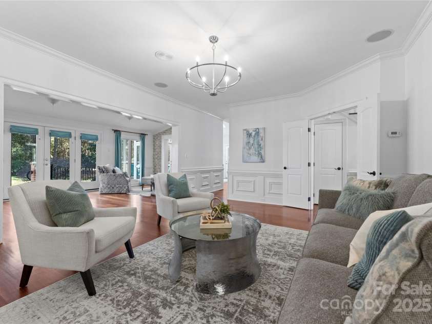 5401 Sunningdale Drive, Charlotte, NC 28277.  MLS# CAR4210451, YatesRealty ID 3250. 