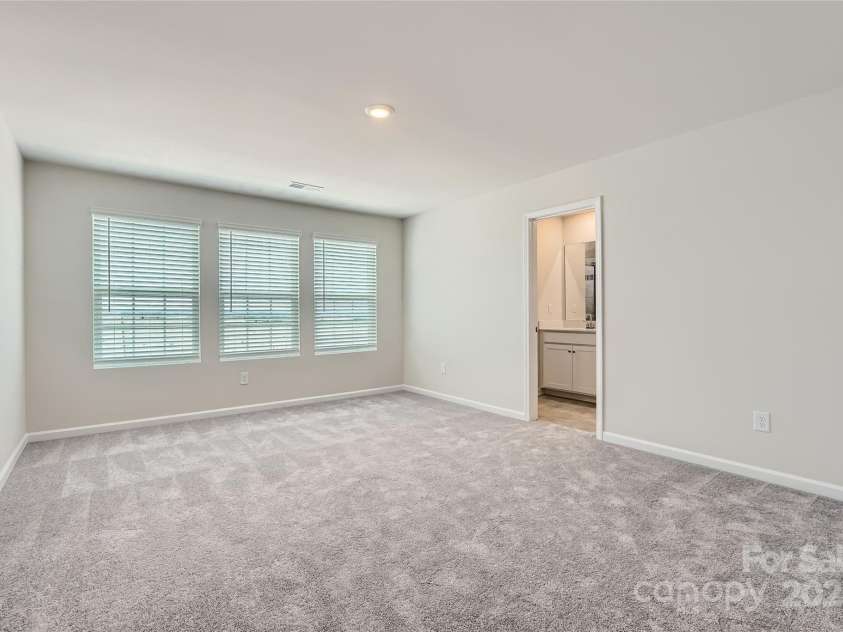 4092 Skyboat Circle, Fort Mill, SC 29715.  MLS# CAR4285177, YatesRealty ID 32504. Owner's Suite