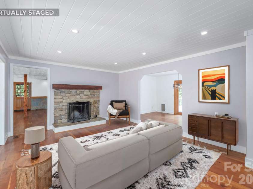 35 McKinney Road, Asheville, NC 28805.  MLS# CAR4380235, YatesRealty ID 32506. 