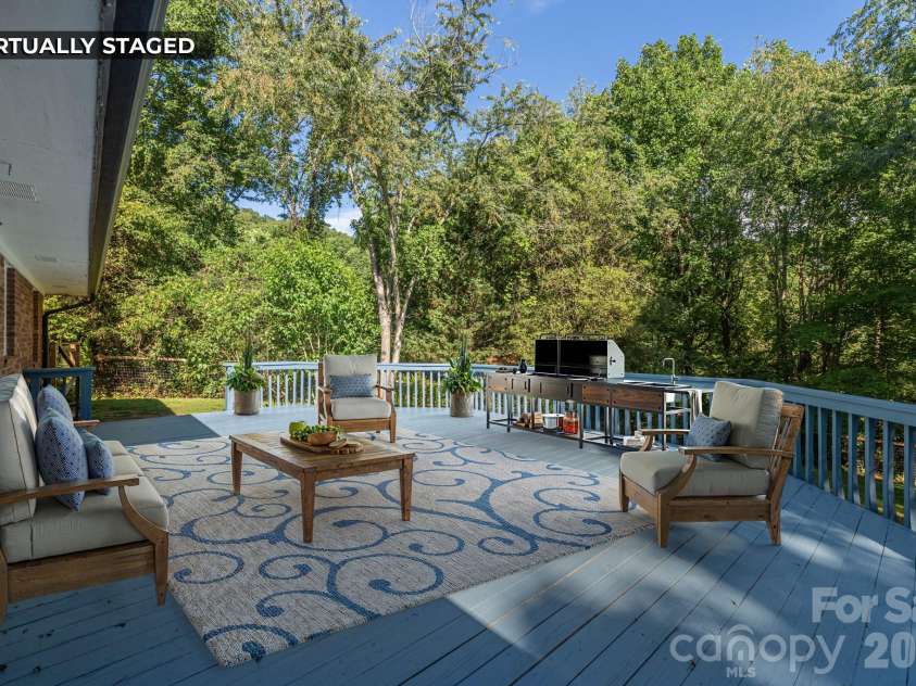35 McKinney Road, Asheville, NC 28805.  MLS# CAR4380235, YatesRealty ID 32506. 