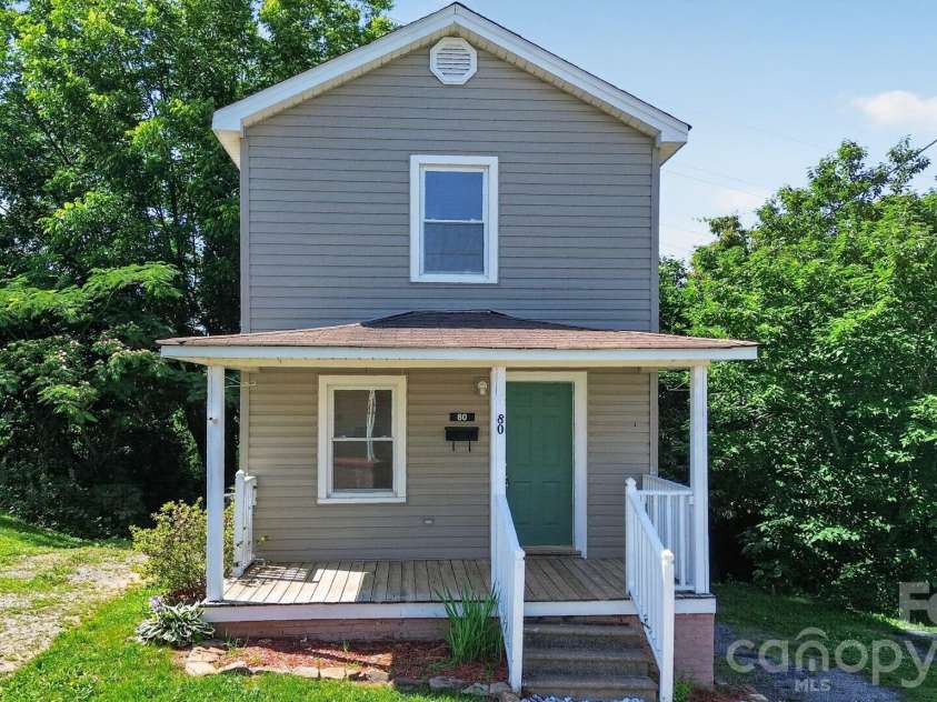 80 Ridge Street, Marion, NC 28752.  MLS# CAR4393698, YatesRealty ID 32507. 