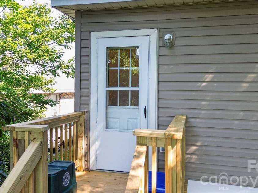 80 Ridge Street, Marion, NC 28752.  MLS# CAR4393698, YatesRealty ID 32507. 