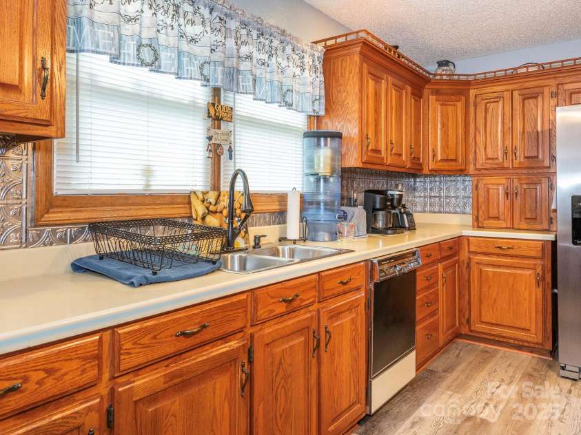 1061 Old Peachland Road, Marshville, NC 28103.  MLS# CAR4284418, YatesRealty ID 32509. 