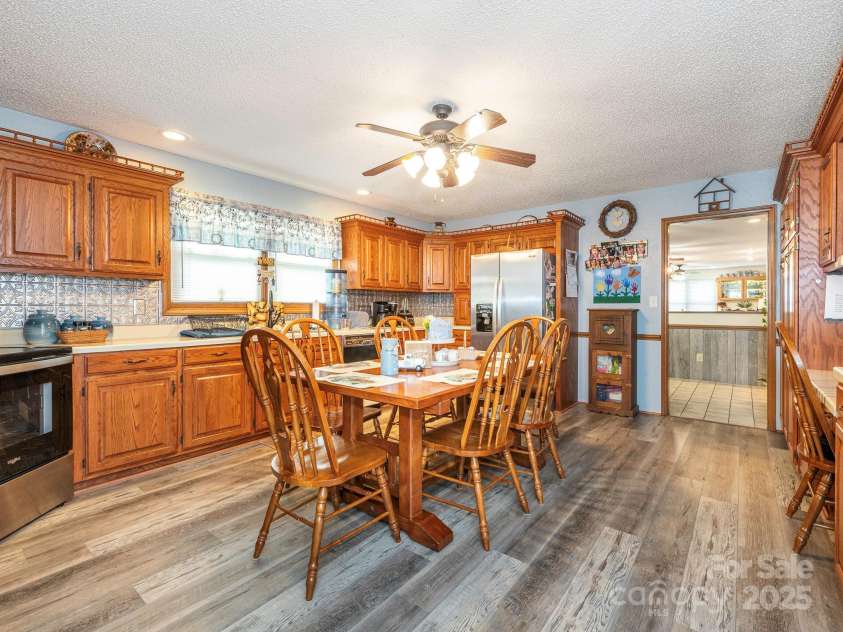 1061 Old Peachland Road, Marshville, NC 28103.  MLS# CAR4284418, YatesRealty ID 32509. 