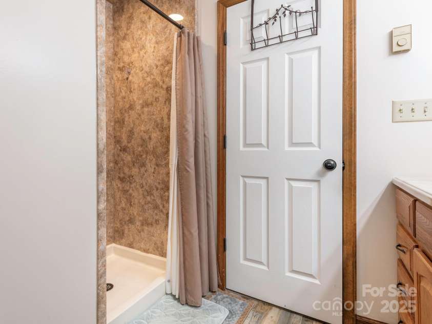 1061 Old Peachland Road, Marshville, NC 28103.  MLS# CAR4284418, YatesRealty ID 32509. 