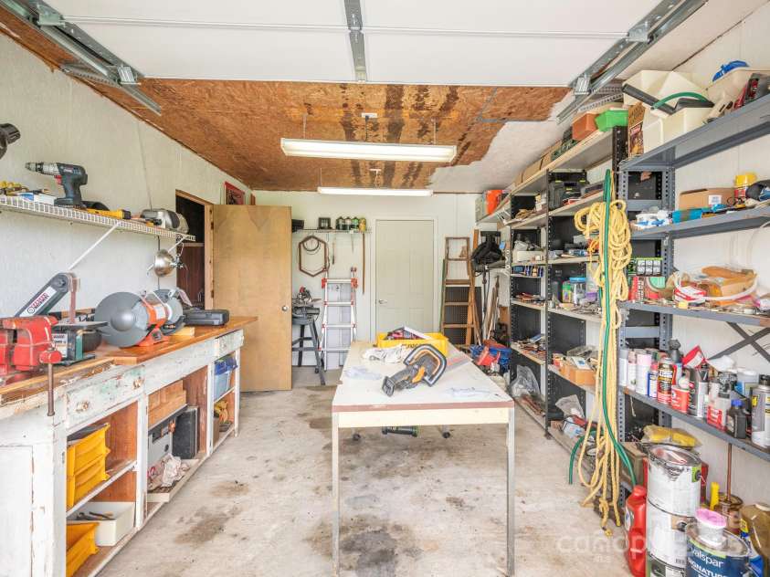 1061 Old Peachland Road, Marshville, NC 28103.  MLS# CAR4284418, YatesRealty ID 32509. 