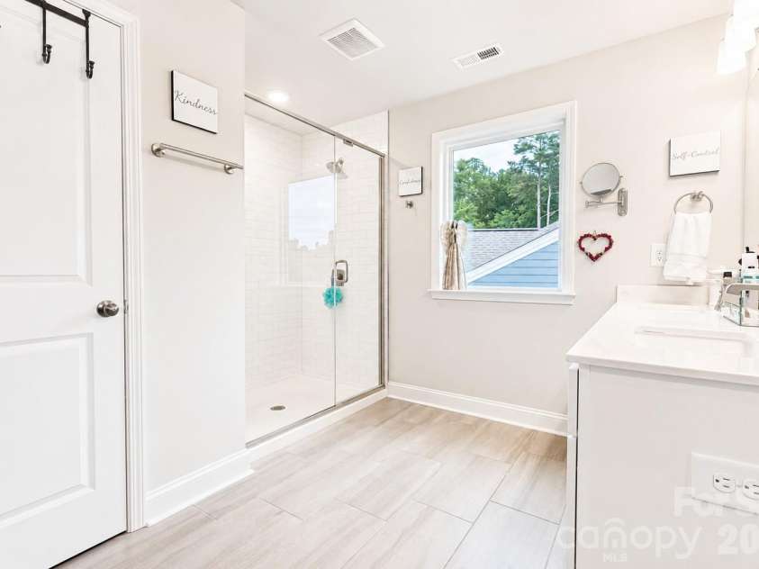 5120 Moselle Avenue, Fort Mill, SC 29707.  MLS# CAR4392758, YatesRealty ID 32509. 