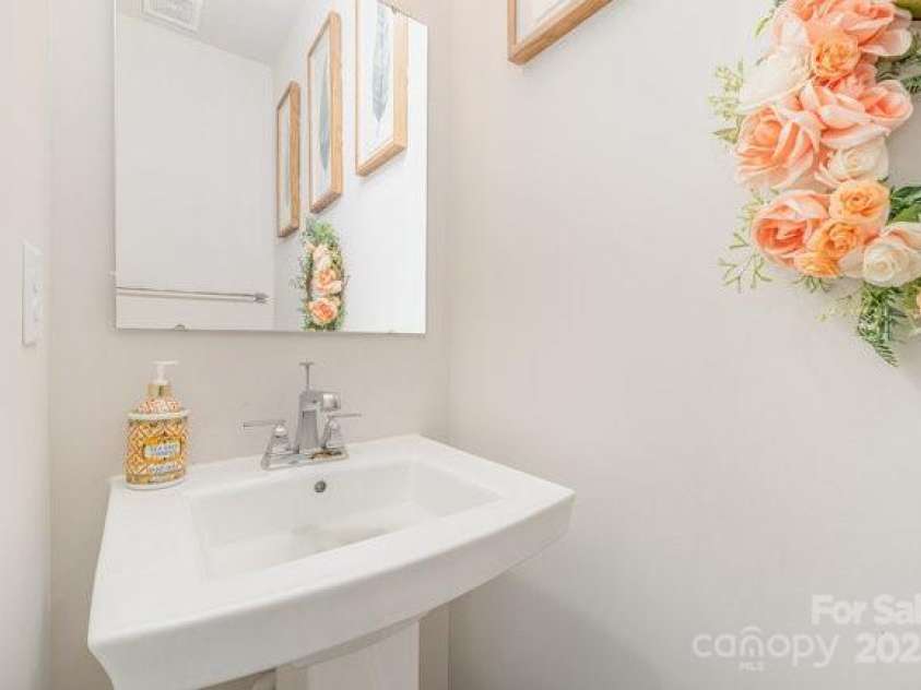 2311 Doby Creek Lane, Charlotte, NC 28262.  MLS# CAR4227963, YatesRealty ID 3251. 