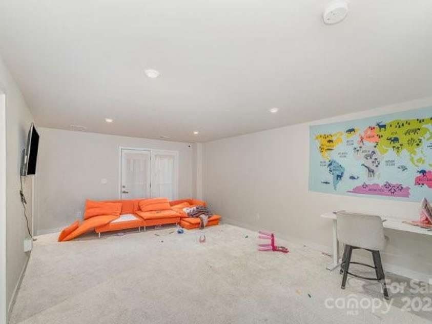 2311 Doby Creek Lane, Charlotte, NC 28262.  MLS# CAR4227963, YatesRealty ID 3251. 