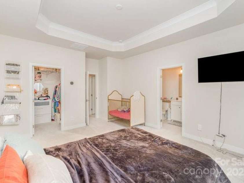 2311 Doby Creek Lane, Charlotte, NC 28262.  MLS# CAR4227963, YatesRealty ID 3251. 