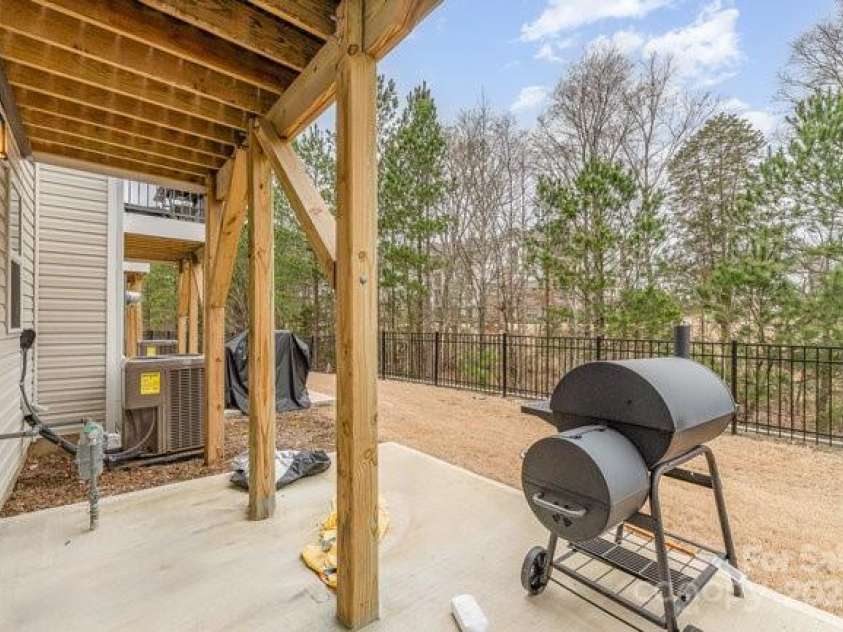 2311 Doby Creek Lane, Charlotte, NC 28262.  MLS# CAR4227963, YatesRealty ID 3251. 