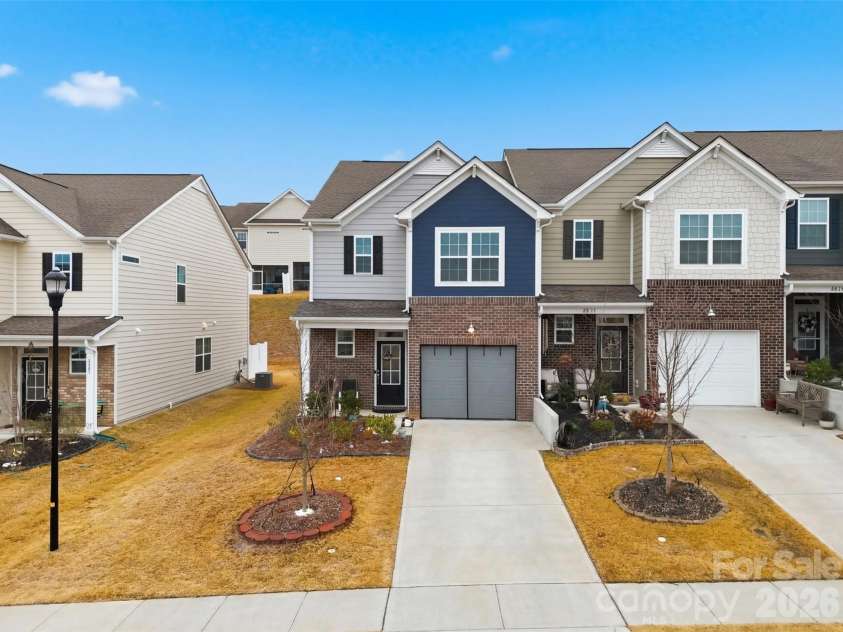 6029 Chelsea Oaks Ridge, Fort Mill, SC 29708.  MLS# CAR4341752, YatesRealty ID 3251. 