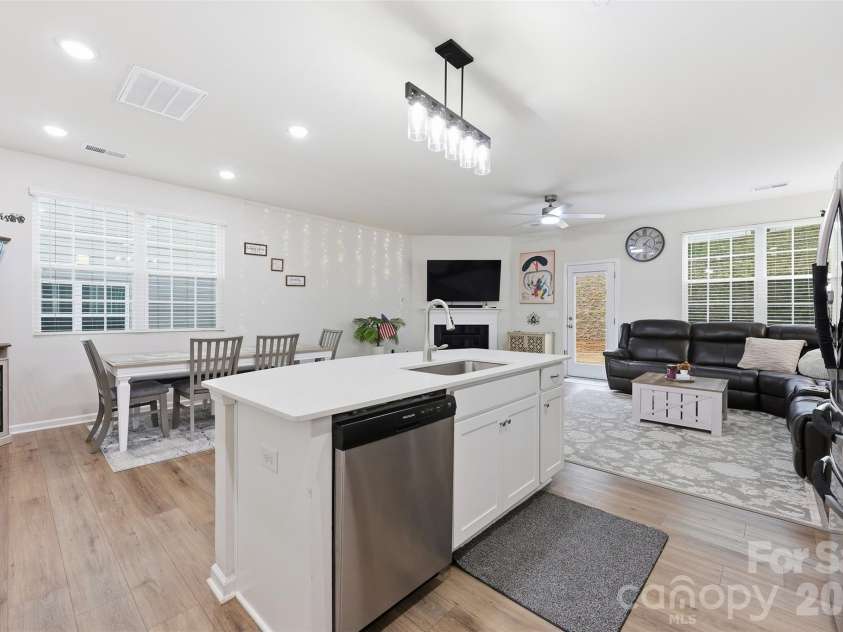 6029 Chelsea Oaks Ridge, Fort Mill, SC 29708.  MLS# CAR4341752, YatesRealty ID 3251. 