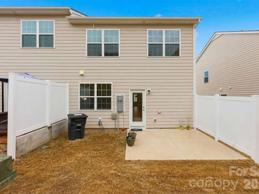 6029 Chelsea Oaks Ridge, Fort Mill, SC 29708.  MLS# CAR4341752, YatesRealty ID 3251. 