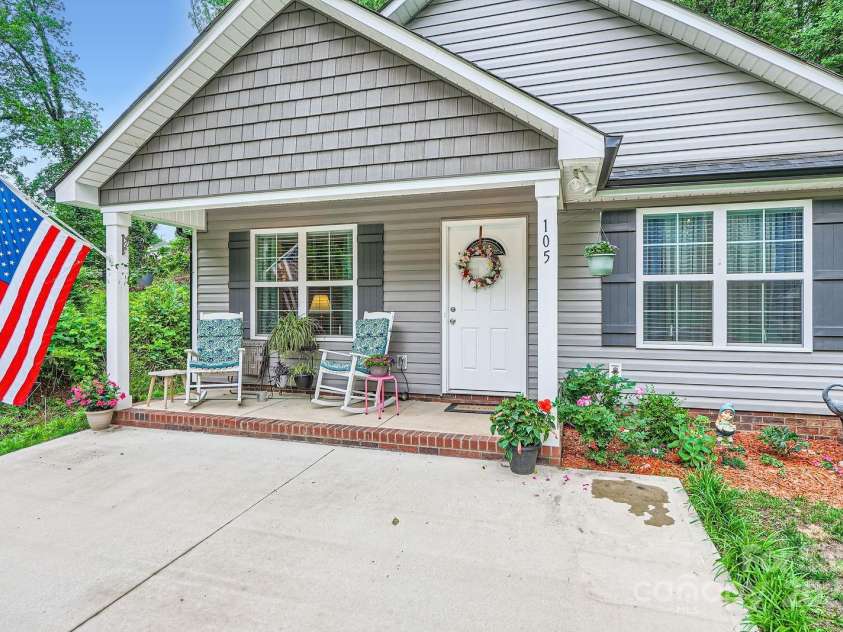 105 17th Street, Salisbury, NC 28144.  MLS# CAR4258886, YatesRealty ID 32511. Front