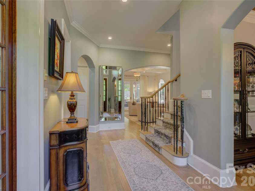 16946 Ashton Oaks Drive, Charlotte, NC 28278.  MLS# CAR4387940, YatesRealty ID 32511. 