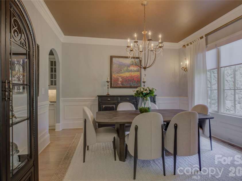 16946 Ashton Oaks Drive, Charlotte, NC 28278.  MLS# CAR4387940, YatesRealty ID 32511. 