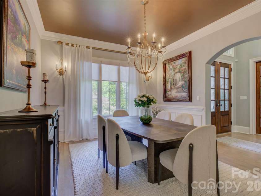16946 Ashton Oaks Drive, Charlotte, NC 28278.  MLS# CAR4387940, YatesRealty ID 32511. 