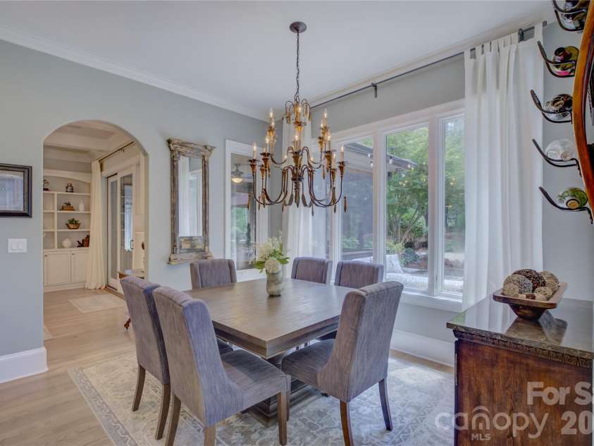 16946 Ashton Oaks Drive, Charlotte, NC 28278.  MLS# CAR4387940, YatesRealty ID 32511. 