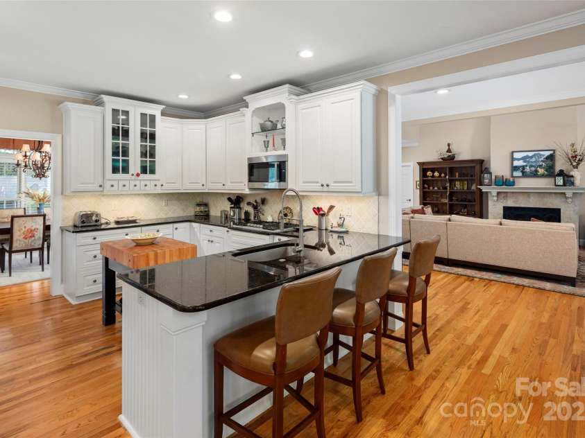 26 Brook Meadows Lane, Arden, NC 28704.  MLS# CAR4235565, YatesRealty ID 32512. 