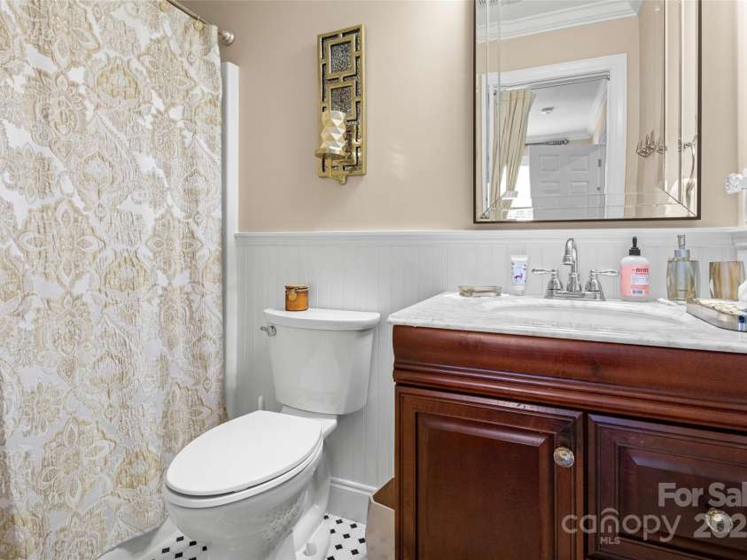 26 Brook Meadows Lane, Arden, NC 28704.  MLS# CAR4235565, YatesRealty ID 32512. 