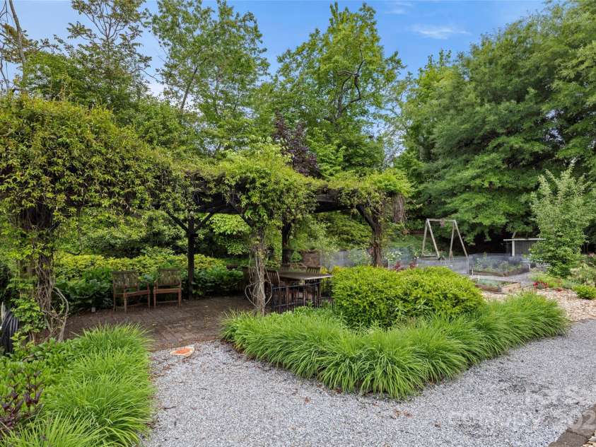 26 Brook Meadows Lane, Arden, NC 28704.  MLS# CAR4235565, YatesRealty ID 32512. 