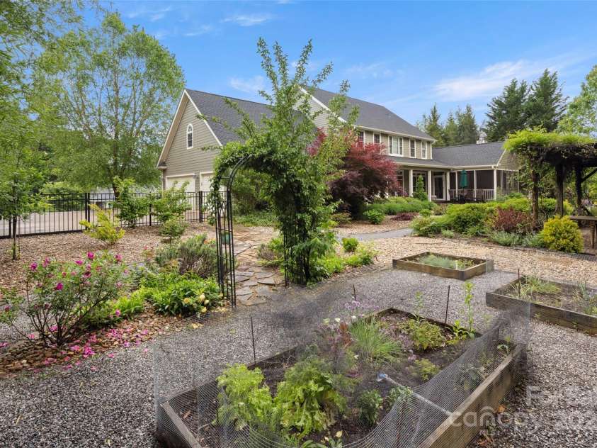 26 Brook Meadows Lane, Arden, NC 28704.  MLS# CAR4235565, YatesRealty ID 32512. 