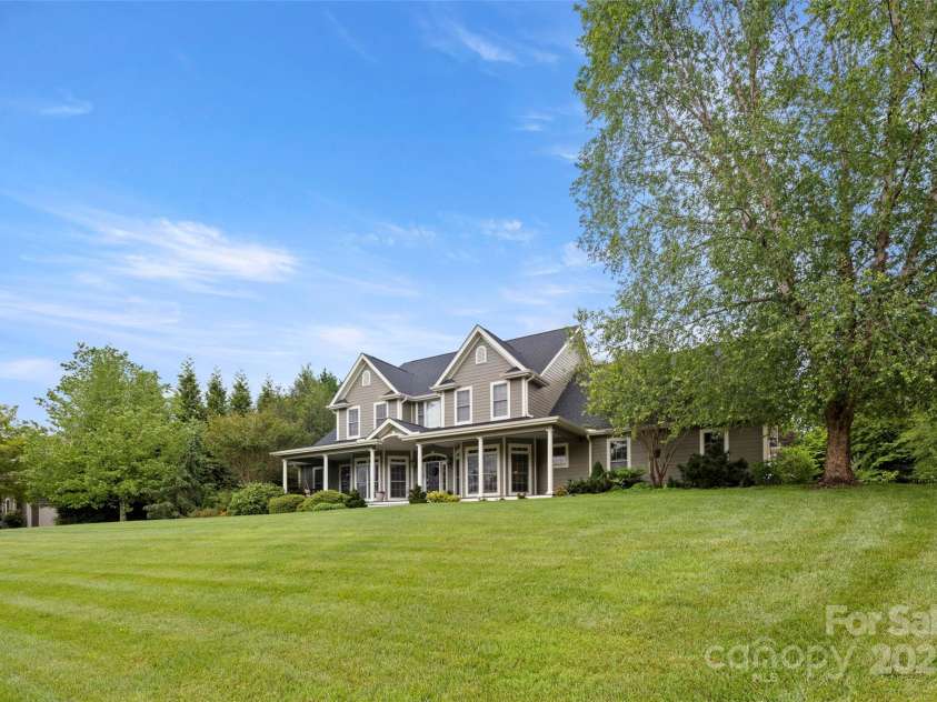 26 Brook Meadows Lane, Arden, NC 28704.  MLS# CAR4235565, YatesRealty ID 32512. 