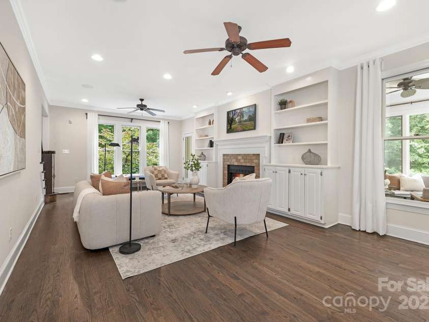 7306 Cobblecreek Drive, Matthews, NC 28104.  MLS# CAR4290227, YatesRealty ID 32513. 