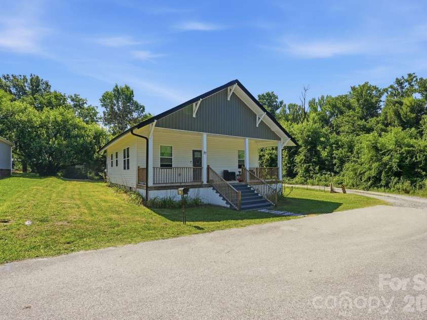 87 Arcadia Street, Rock Hill, SC 29730.  MLS# CAR4396329, YatesRealty ID 32513. 