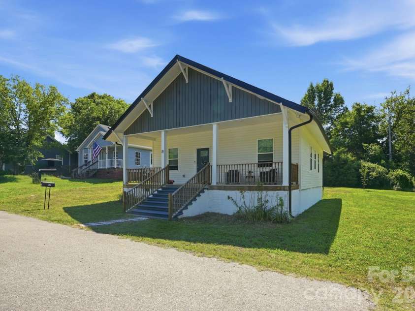 87 Arcadia Street, Rock Hill, SC 29730.  MLS# CAR4396329, YatesRealty ID 32513. 