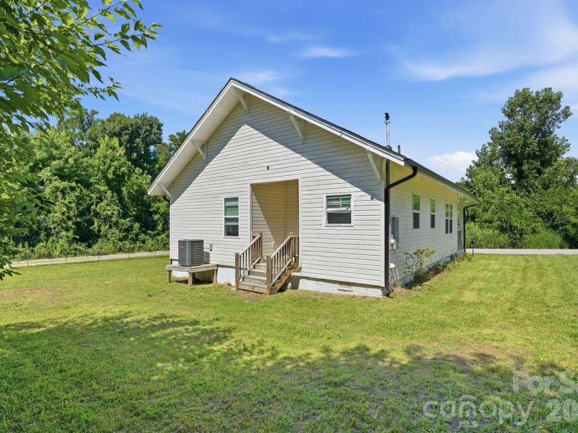 87 Arcadia Street, Rock Hill, SC 29730.  MLS# CAR4396329, YatesRealty ID 32513. 