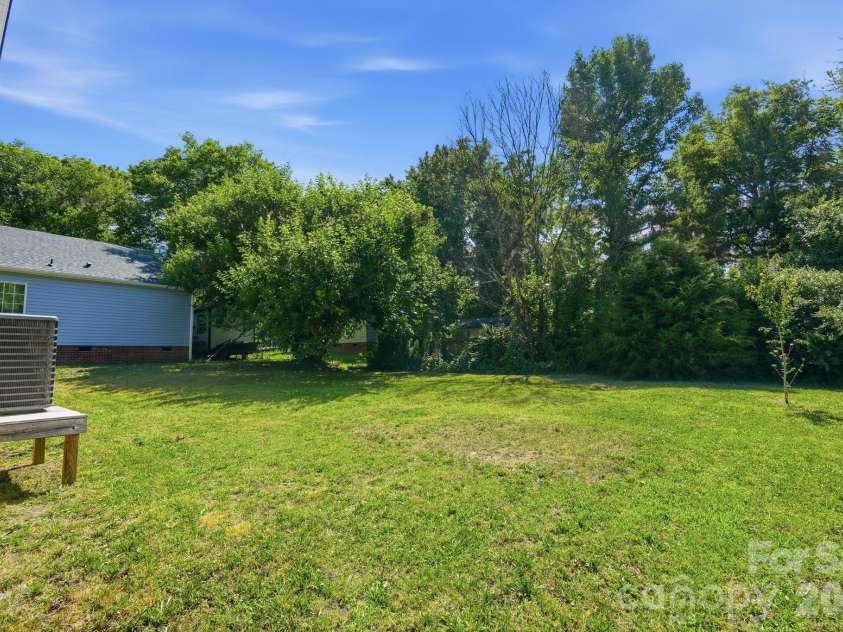 87 Arcadia Street, Rock Hill, SC 29730.  MLS# CAR4396329, YatesRealty ID 32513. 
