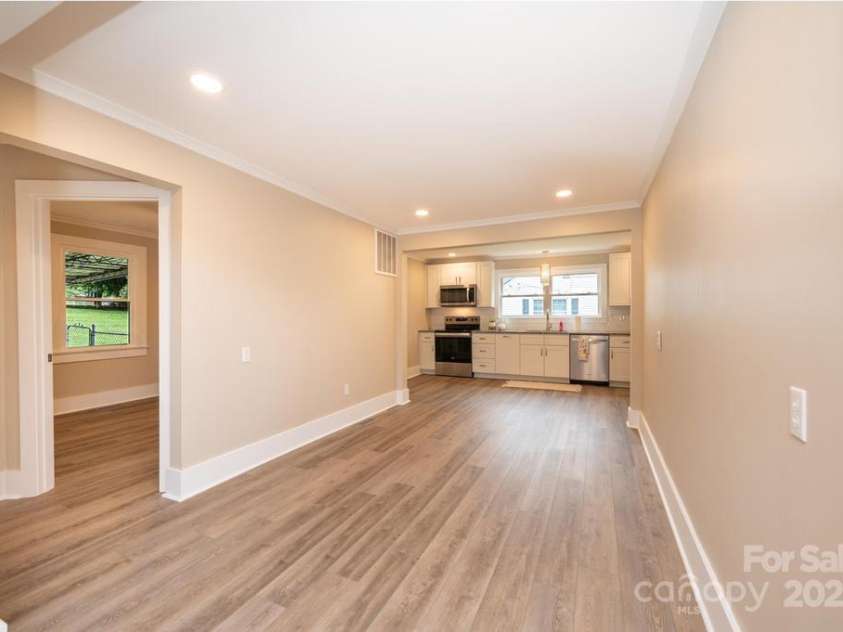 1105 Wildwood Road, Lenoir, NC 28645.  MLS# CAR4289350, YatesRealty ID 32514. 