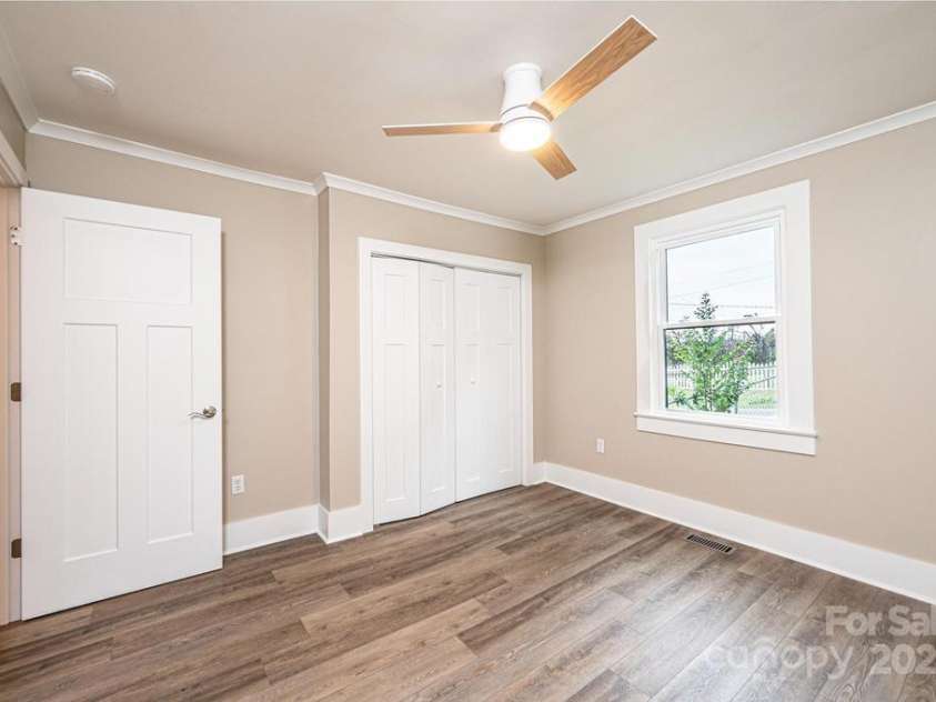 1105 Wildwood Road, Lenoir, NC 28645.  MLS# CAR4289350, YatesRealty ID 32514. 