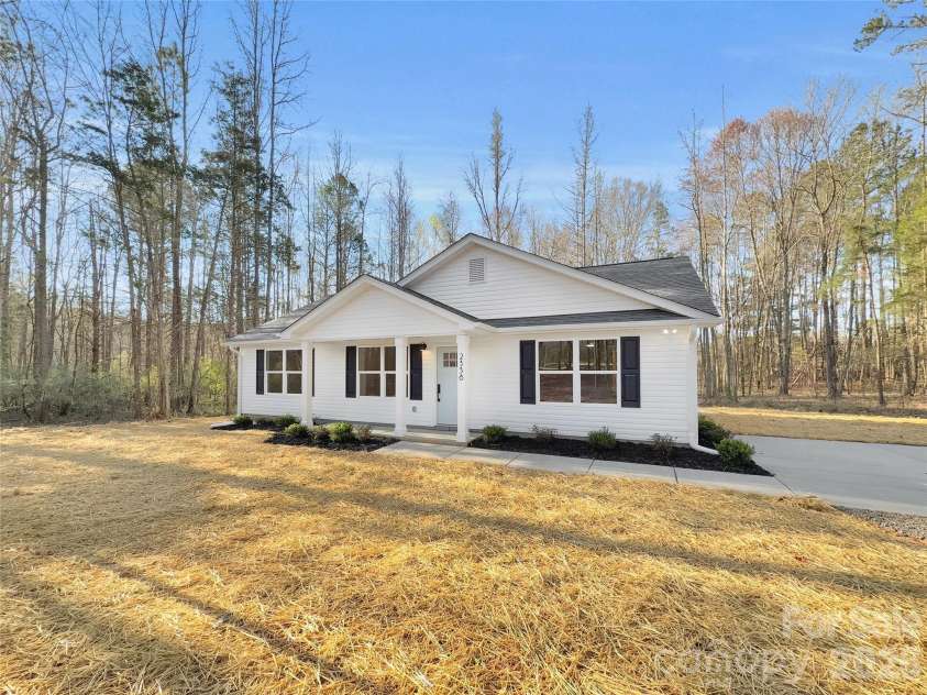 2338 Neill Road, Lancaster, SC 29720.  MLS# CAR4351976, YatesRealty ID 32515. 