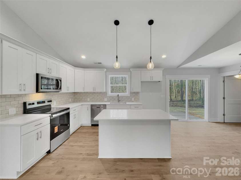 2338 Neill Road, Lancaster, SC 29720.  MLS# CAR4351976, YatesRealty ID 32515. 