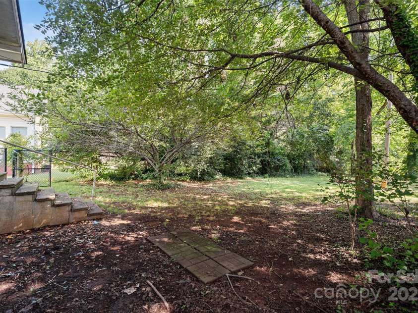 404 Community Street, Rock Hill, SC 29730.  MLS# CAR4276632, YatesRealty ID 32515. 