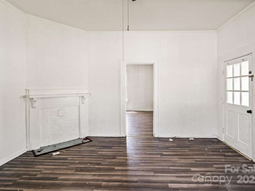 404 Community Street, Rock Hill, SC 29730.  MLS# CAR4276632, YatesRealty ID 32515. 