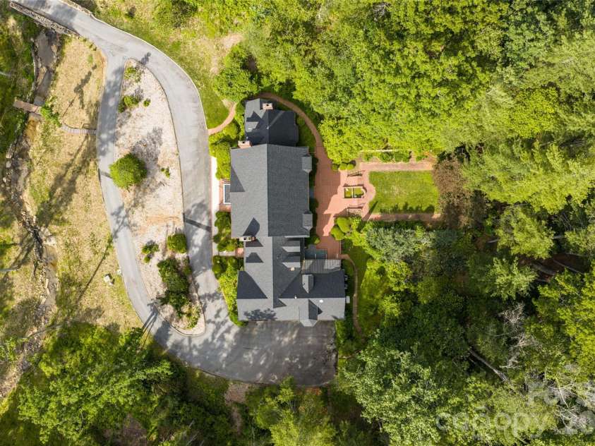 14 Brookside Road, Asheville, NC 28803.  MLS# CAR4372126, YatesRealty ID 32517. Expansive grounds