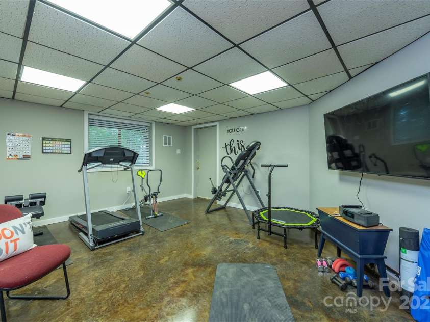 10 Chestnut Ridge Road, Mills River, NC 28759.  MLS# CAR4285429, YatesRealty ID 32518. Exercise Room