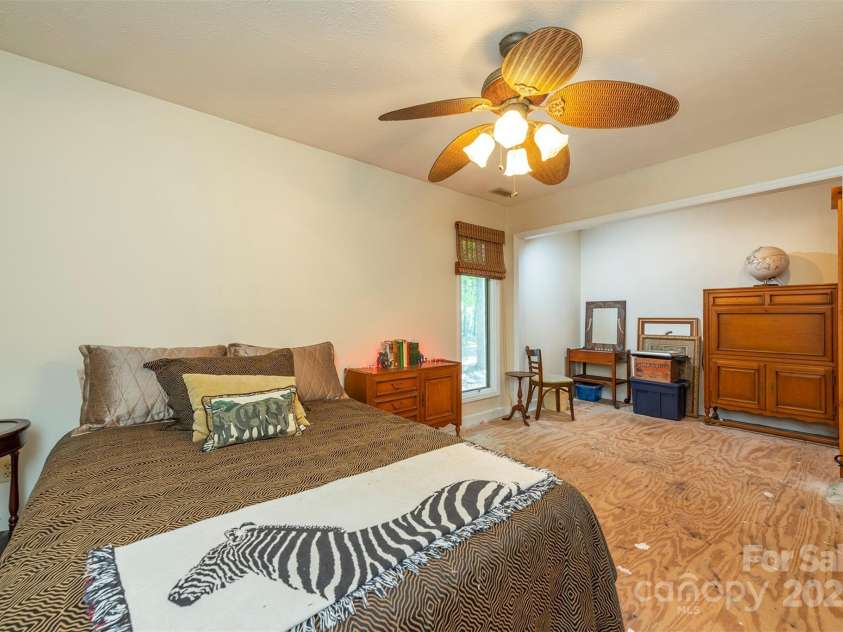 10 Chestnut Ridge Road, Mills River, NC 28759.  MLS# CAR4285429, YatesRealty ID 32518. Third bedroom - Upstairs