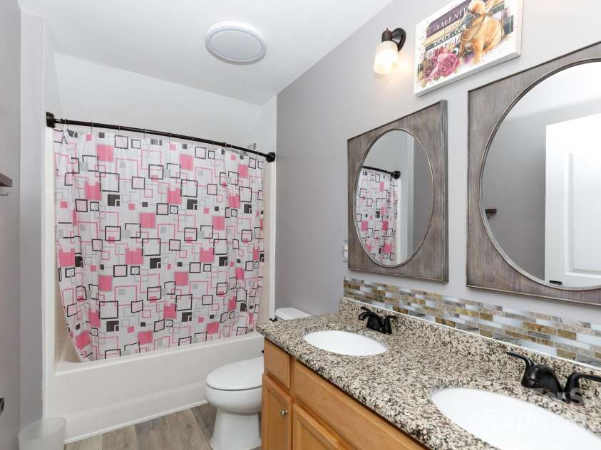 2480 Legacy Park Boulevard, Fort Mill, SC 29707.  MLS# CAR4291964, YatesRealty ID 32519. 