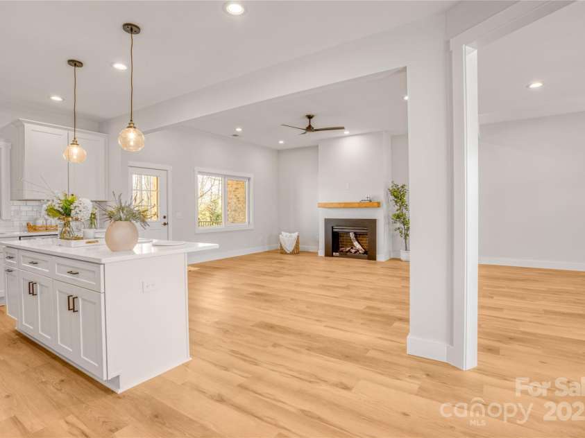 1509 Avalon Oaks Court, Dallas, NC 28034.  MLS# CAR4227011, YatesRealty ID 3252. 