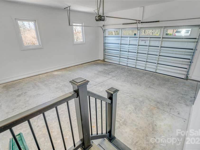 1509 Avalon Oaks Court, Dallas, NC 28034.  MLS# CAR4227011, YatesRealty ID 3252. 