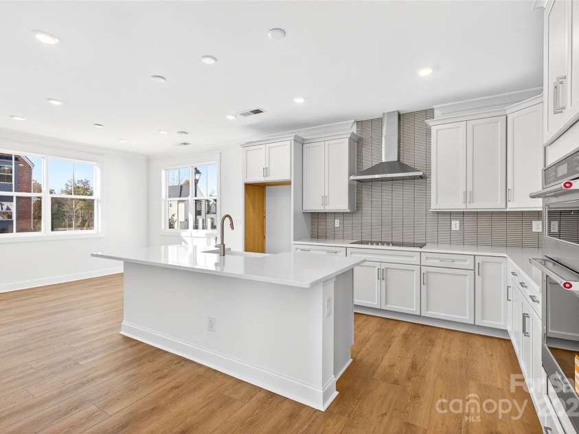 509 Zinc Drive, Tega Cay, SC 29708.  MLS# CAR4325184, YatesRealty ID 3252. Kitchen and Dining